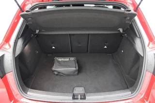 Mercedes-Benz A-Klasse Mercedes-Benz A-Klasse 180 Business Solution Automaat - Camera, Digital Cockpit, Leer - afbeelding nr 8