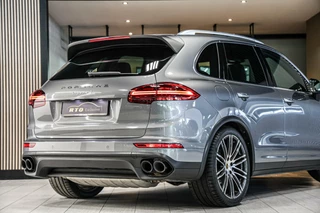 Porsche Cayenne Porsche Cayenne 3.6 V6 S Turbo | Dealer onderhouden l 21'' - afbeelding nr 20