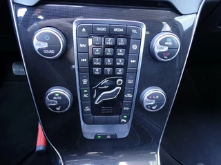 Volvo V40 Volvo V40 1.5 T2 Polar+ automaat  Virtual cockpit / Carplay - afbeelding nr 18