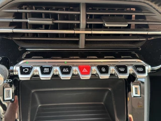 Peugeot 2008 Peugeot 2008 1.2 PureTech Active Climate Control Navi Carplay 360Camera - afbeelding nr 13