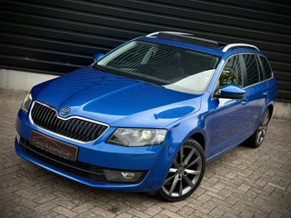 Škoda Octavia Combi 2.0 TDI 150PK! AUT|PANO|CAMERA|CARPLAY|KEYLESS|DCC|LEER