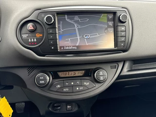 Toyota Yaris Toyota Yaris 1.3 VVT-i Trend - NAVI/LANEASSIST/CAM/LED/NAP - afbeelding nr 21