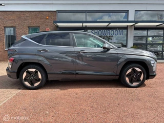 Hyundai Kona Hyundai Kona Electric Comfort Smart 65.4 kWh | Warmtepomp | Trekhaak | Stoel + stuur verwarm - afbeelding nr 5