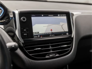 Peugeot 2008 Automaat (APPLE CARPLAY, NAVIGATIE, CLIMATE, LEDER, CRUISE, SPORTSTOELEN, PARKEERSENSOREN, CRUISE, NIEUWE APK, NIEUWSTAAT) - afbeelding nr 25