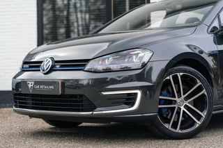 Volkswagen Golf Volkswagen Golf 1.4 TSI GTE  LED / Camera / Carplay - afbeelding nr 4