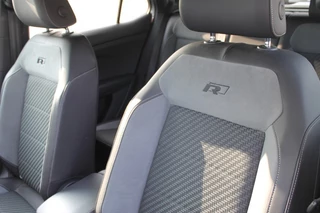 Volkswagen T-Cross Volkswagen T-Cross 1.0 TSI Style Business R-line Automaat Virtual Cockpit - afbeelding nr 17