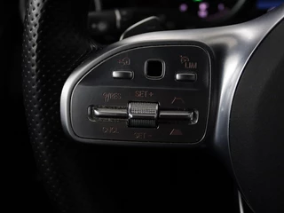 Mercedes-Benz C-Klasse Mercedes-Benz C-klasse 300de AMG | Head-Up | Adaptive cruise |  Stoelverwarming | Carplay | Leder/Alcantara | Memory | Sfeerverlichting | Keyless | Navigatie - afbeelding nr 15