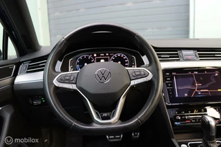Volkswagen Passat Volkswagen Passat Variant 2.0 TSI 4Motion  / R-Line / Pano - afbeelding nr 18