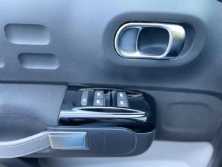Citroën C3 Citroen C3 1.2 PureTech Airco/Ecc Panoramadak Navigatie 17''LM Velgen - afbeelding nr 17