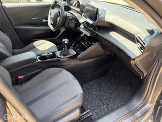 Peugeot 208 Peugeot 208 1.2 PureTech 100 Allure Pack navigatie en carplay Led koplampen cruise control Led koplampen - afbeelding nr 37