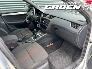 Škoda Octavia Skoda Octavia Combi 1.0 TSI Greentech Sport Business - afbeelding nr 24