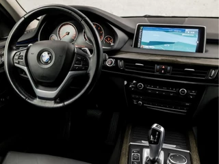 BMW X5 BMW X5 xDrive40e High Executive 313Pk Automaat (GROOT NAVI, HEAD-UP DISPLAY, 360 CAMERA, SFEERVERLICHTING, LEDER, TREKHAAK, SPORTSTOELEN, GETINT GLAS, ELEK ACHTERKLEP, NIEUWE APK, NIEUWSTAAT) - afbeelding nr 7