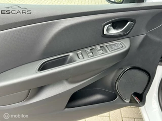 Renault Clio Renault Clio Estate 0.9 TCe Limited  Keyless | Led | Airco - afbeelding nr 12