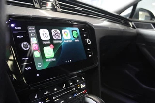 Volkswagen Passat Volkswagen Passat Variant 1.4 TSI PHEV 218pk 6-DSG GTE Business Highline | PanoramaDak | Zomer- en winterset | Carplay | - afbeelding nr 34