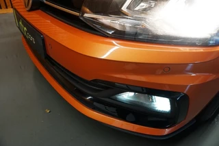 Volkswagen Polo Volkswagen Polo 1.0 TSI COMFORTLINE BUSINESS R-LINE / AIRCO/ NAVIGATIE - afbeelding nr 2