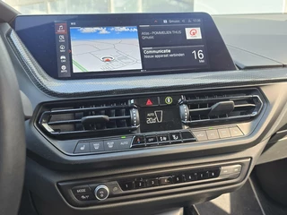 BMW 1 Serie BMW 1-serie 118i Introduction Edition|AUTOMAAT|LED|VIRTUAL CP|NAVI - afbeelding nr 35
