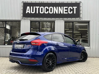 Ford Focus Ford Focus 2.0 ST. HALF LEDER, XENON, NAVI, 1 EIGENAAR. - afbeelding nr 2
