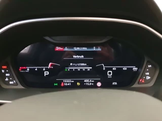 Audi Q3 Audi Q3 35 TFSI 150pk S-Tronic S-Line Panoramadak, Virtual cockpit, Camera - afbeelding nr 15