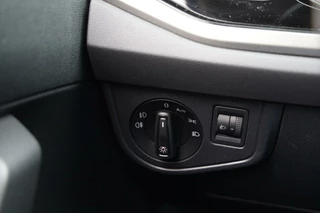 Volkswagen Polo Volkswagen Polo 1.0 TSI 95pk Comfortline Business Clima Navi ACC CarPlay 17-inch NL-Auto NAP! - afbeelding nr 22