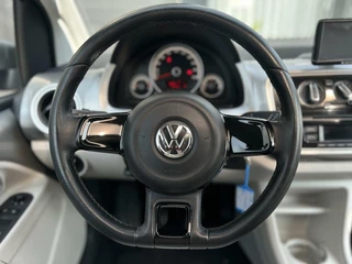Volkswagen up! Volkswagen Up! 1.0 high up!|Pano|PDC|Cruisecontrol|Navi| - afbeelding nr 17