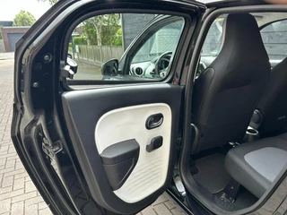 Renault Twingo Renault Twingo 1.0 SCe Collection Airco / BT / cv afstand / elekt. ramen - afbeelding nr 26
