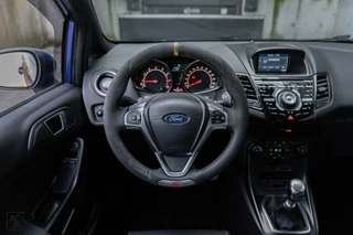 Ford Fiesta Ford Fiesta 1.6 ST2 2015 | Performance | Spirit Blue | Full - afbeelding nr 2