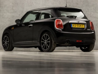 MINI Cooper (STOELVERWARMING, CLIMATE, PARKEERSENSOREN, SPORTSTOELEN, LM VELGEN, ELEK RAMEN, NIEUWE APK, NIEUWSTAAT) - afbeelding nr 3