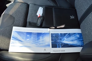 Peugeot 3008 Peugeot 3008 Trekhaak, Parkeersensoren, Ca 1.2 PureTech Allure - afbeelding nr 3
