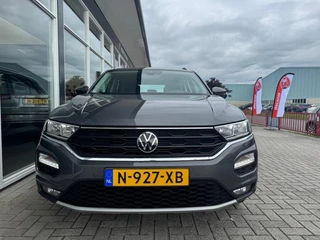 Volkswagen T-Roc Volkswagen T-Roc 1.0 TSI Style | Adaptive Cruise Control | Climate Control | Navi | PDC | Trekhaak | Apple Carplay/Android Auto | - afbeelding nr 2