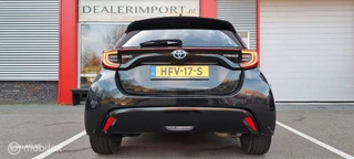 Toyota Yaris Toyota Yaris 1.5 Hybrid Launch Black Edition / Sportstoelen / FULL LED / 100% onderhouden - afbeelding nr 5