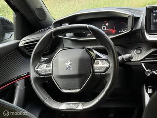 Peugeot 2008 Peugeot 2008 1.2 PureTech GT-Line 18''inch - afbeelding nr 4