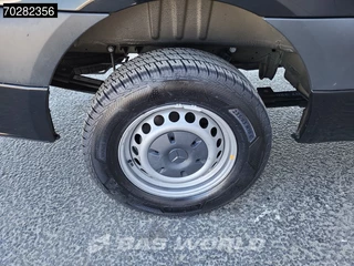 Mercedes-Benz Sprinter Mercedes Sprinter 317 CDI Automaat L2H2 170PK Airco Camera MBUX Euro6 L2 12m3 Airco - afbeelding nr 9