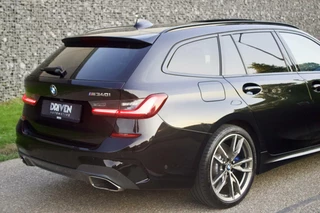 BMW 3 Serie BMW M340i Touring xDrive | Laser - Pano - Leder Dash - BTW - afbeelding nr 10