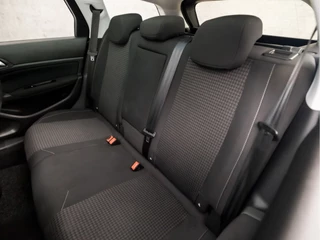 Peugeot 308 Peugeot 308 SW 1.2 PureTech Sport (PANORAMADAK, APPLE CARPLAY, GROOT NAVI, ADAPTIVE CRUISE, PARKEERSENSOREN, SPORTSTOELEN, GETINT GLAS, CRUISE, DAB+, NIEUWSTAAT) - afbeelding nr 14
