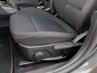 Ford Focus 1.0 EcoBoost 125pk ST-Line Business | Origineel NL | Navi | B&O Sound | Clima | Adap.Cruise | Led Koplampen | Keyless Entry | Pdc V+A+Assist+Camera | Privacy Glass | 18''lm | Trekhaak - afbeelding nr 29