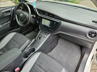 Toyota Auris Toyota Auris 1.8 Hybrid Dynamic, CAMERA, PANO DAK! - afbeelding nr 27
