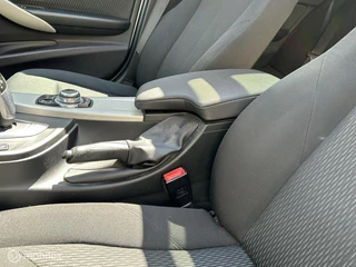 BMW 3 Serie BMW 3-serie Touring 320i 184 PK AUTOMAAT / Executive / LED / Panodak / harman/kardon - afbeelding nr 18