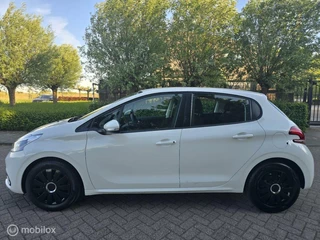 Peugeot 208 Peugeot 208 1.2 PureTech Allure Nieuwe APK - afbeelding nr 8