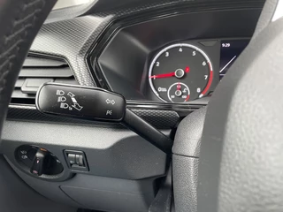 Volkswagen T-Cross 50% deal 7.875,- ACTIE Airco / Telefoon / ACC / LMV - afbeelding nr 25