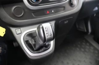 Renault Trafic - A/C Climate - Cruise - Navi - Trekhaak - €13.950,- Excl. - afbeelding nr 6