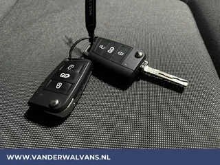 Volkswagen Crafter Apple Carplay, Android Auto, Chauffeursstoel, Parkeersensoren, 3000kg Trekvermogen - afbeelding nr 19