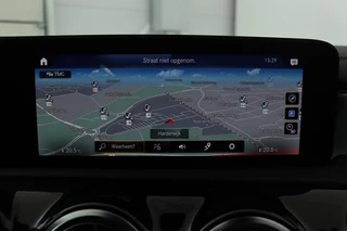 Mercedes-Benz CLA Mercedes-Benz CLA-klasse 250e AMG Night | Stoelverwarming | Carplay |  Camera | Sfeerverlichting | Leder/Alcantara | Full LED | Widescreen - afbeelding nr 11