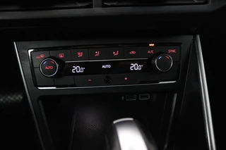 Volkswagen Polo Volkswagen Polo 1.0 TSI Highline (PARKEERSENSOREN, CRUISE ADAPTIEF, NAVIGATIE, CARPLAY, AUTOMAAT, DIGITAAL DASHBOARD, NL-AUTO) - afbeelding nr 23