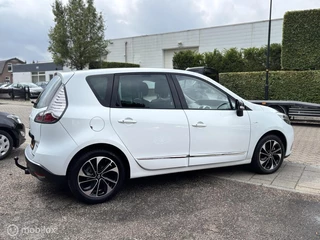 Renault Scénic Renault Scenic 1.2 TCe Bose NAVI CAMERA NW 4SEIZOEN BANDEN - afbeelding nr 5