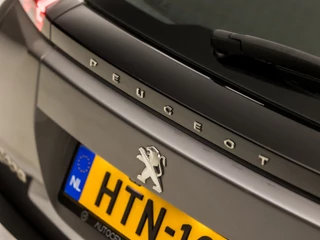 Peugeot 2008 Peugeot 2008 1.2 PureTech Sport (VIRTUAL COCKPIT, APPLE CARPLAY, 360 CAMERA, LEDER, SPORTSTOELEN, CRUISE, LANE ASSIST, NIEUWSTAAT) - afbeelding nr 28