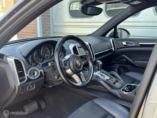 Porsche Cayenne Porsche Cayenne 3.0 D AFNEEMBARE TREKHAAK|KEYLESS|CAMERA - afbeelding nr 10