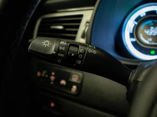 Kia Niro Kia Niro 1.6 GDi Hybrid DynamicLine Sport (APPLE CARPLAY,NAVI,CAMERA,LED,CRUISE,CLIMATE,SPORTSTOELEN,NETTE STAAT) - afbeelding nr 9