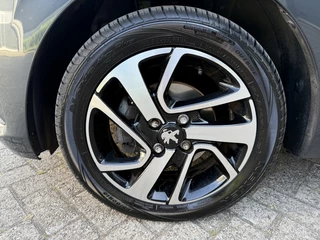Peugeot 108 Peugeot 108 1.0 e-VTi Allure Automaat 5drs Airco 15