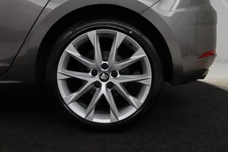 SEAT Leon SEAT Leon 1.4 TSI FR | Panoramadak | Stoelverwarming |  Carplay | Sfeerverlichting | Navigatie | Leder/Alcantara | SEAT Sound | Climate control | Full LED | Parkeerhulp | Cruise control - afbeelding nr 32