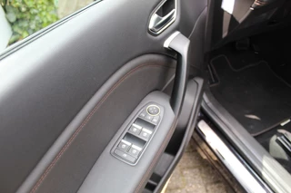 Renault Captur Renault Captur GERESERVEERD 1.3 TCe Initiale Paris Leder / Trekhaak - afbeelding nr 22